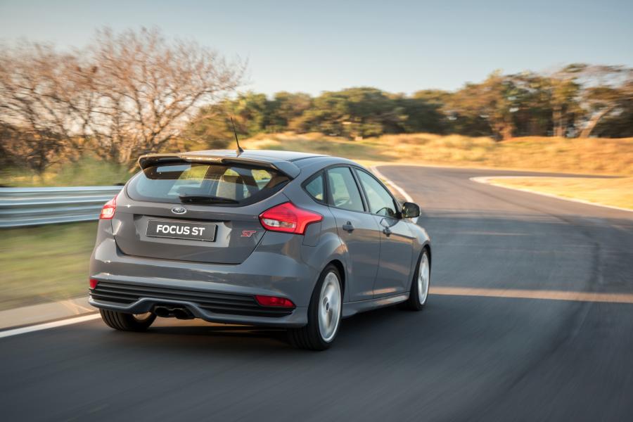  Ford Focus ST 2015 года  (ZA) (фото 11 из 30)